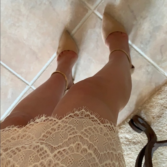 Lulu’s Nude Lace Dress - Picture 5 of 5